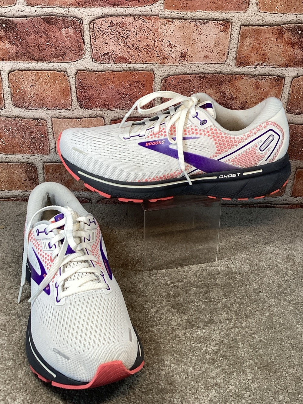 Brooks Ghost 14 Women’s running shoes sneakers size 11